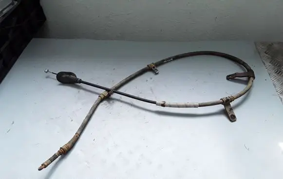 KIA Carens II Gear shift cable linkage 1D0007D18