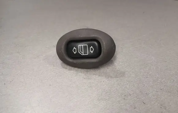 Mercedes-Benz A W168 Electric window control switch 2108208210