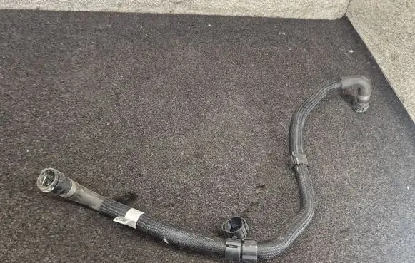 Land Rover Range Rover Evoque L551 Engine coolant pipe/hose K8D27H255AB