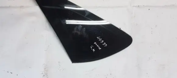 Ford Focus Rear side window