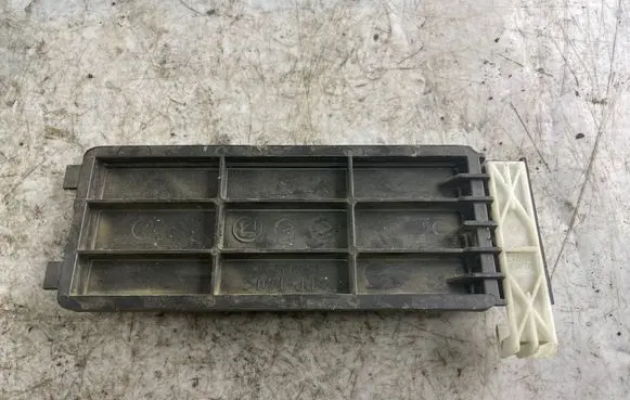 Mercedes-Benz E W210 Cabin air micro filter cap 9449150197