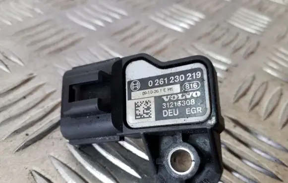 Volvo XC60 Air pressure sensor 0261230219 31216308
