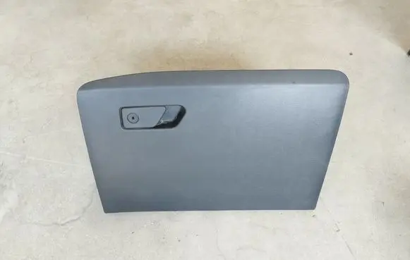 Ford Explorer VI Glove box LB5B4A508A