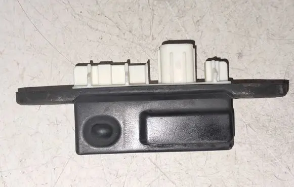Toyota Prius (XW50) Tailgate/trunk/boot exterior handle a355