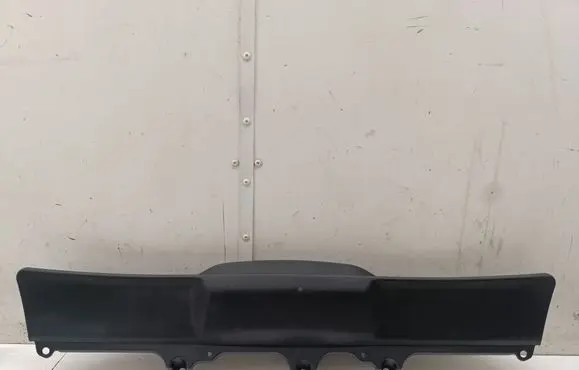 Toyota Yaris XP210 Other trunk/boot trim element 67761K0020