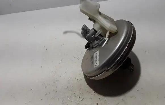 Mercedes-Benz GLA H247 Brake booster A2474300000