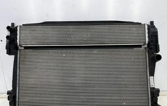 Coolant radiator