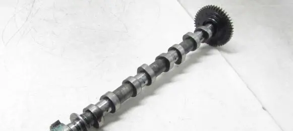 Opel Vivaro Camshaft M9R