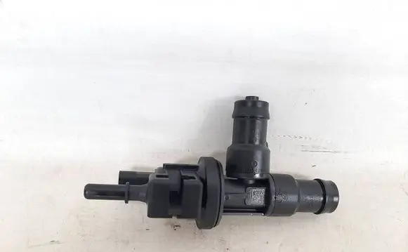 BMW 1 F40 Vacuum line/pipe/hose 7614013 13907614013