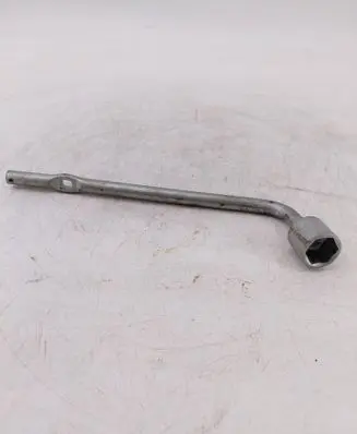 Mazda 6 Wheel nut wrench 