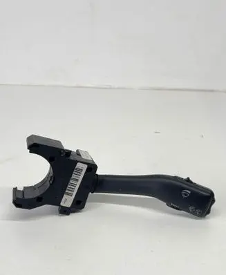Volkswagen Golf IV Wiper control stalk 4B0953503H CZK0301202032