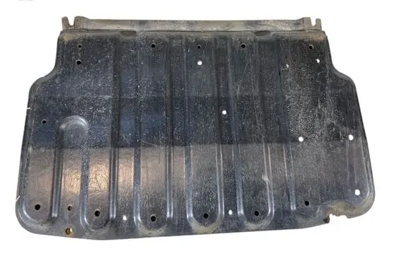 Mitsubishi Pajero Engine splash shield/under tray MR437668