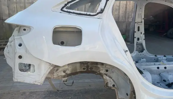 Mercedes-Benz EQC Rear quarter panel 