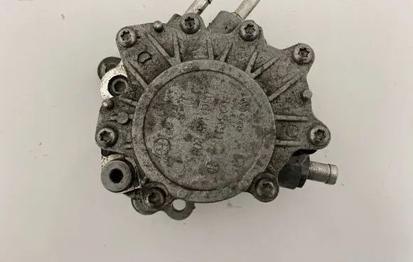 Mitsubishi Grandis Vacuum pump 03G145209 240805B1