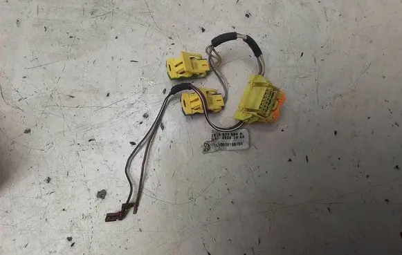 Volvo S60 Airbag squib ring wiring 