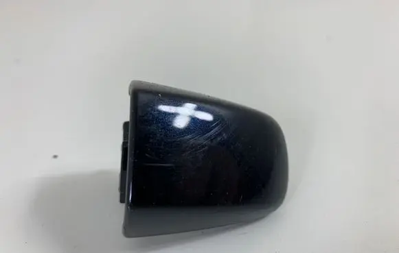Toyota Avensis T270 Front door handle cover 45L