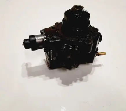 Opel Vivaro Fuel injection high pressure pump 8200950493