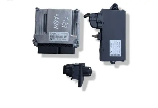 BMW 1 E81 E87 Engine ECU kit and lock set 0281017550 8512498