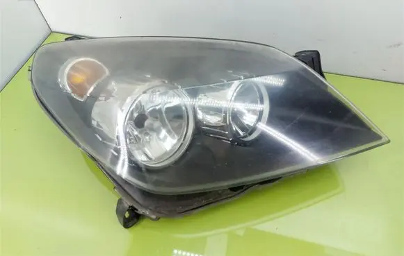 Opel Astra H Headlight/headlamp 