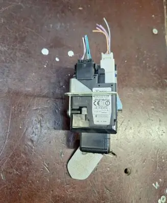 Toyota Corolla Verso AR10 Ignition lock 626399000