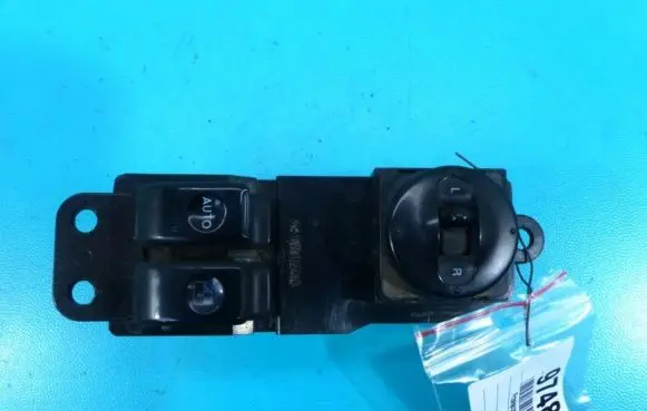 Hyundai H-1, Starex, Satellite Electric window control switch 93570-4A000 IMPRK974825
