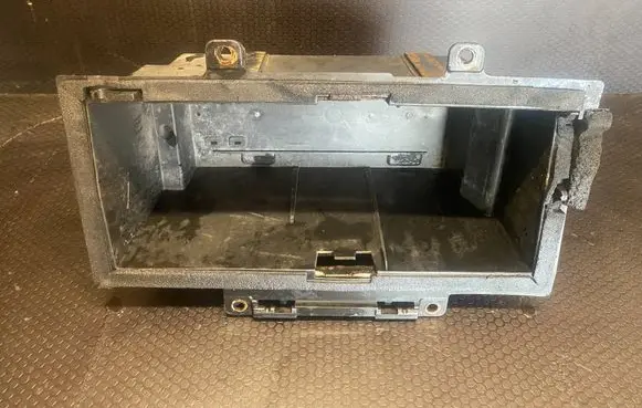 Citroen Jumper Battery box tray 1362645080