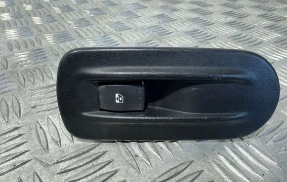 Renault Master III Electric window control switch 8200206603
