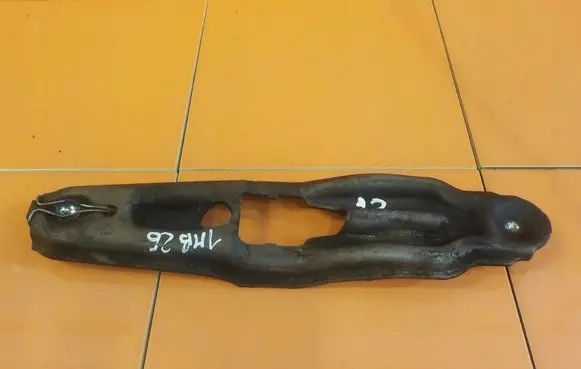 Mini One - Cooper Coupe R56 Clutch release arm fork SPRZEGLA WIDELKI
