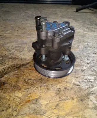 Volkswagen Golf IV Power steering pump