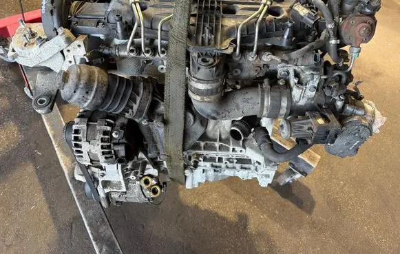 Volvo V40 Engine D5204T6 31349353 1298819