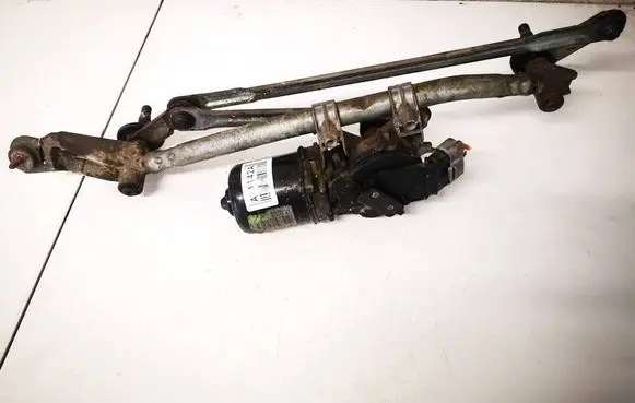 Nissan Qashqai Front wiper linkage and motor 