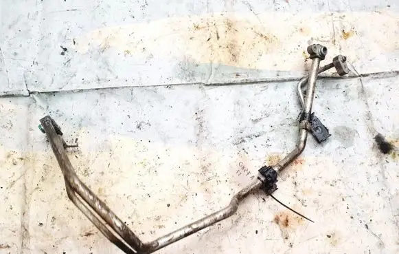Air conditioning (A/C) pipe/hose