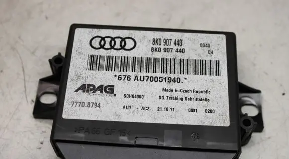 Audi Q7 4L Parking PDC control unit/module 8K0907440