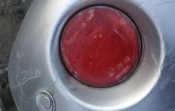 Nissan X-Trail T30 Rear tail light reflector 