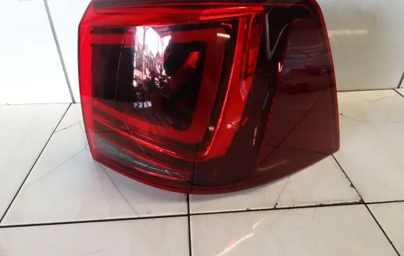 Seat Alhambra (Mk2) Rear/tail lights 7N594520813S