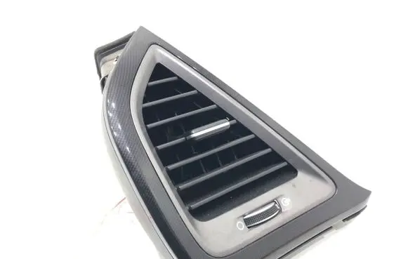 Hyundai Santa Fe Rear air vent grill 974052W000