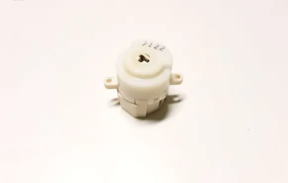 Nissan Qashqai Ignition lock contact 7122