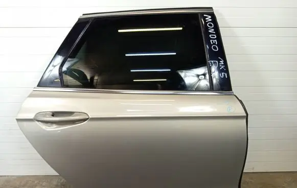 Ford Mondeo MK V Rear door DRZKOMBIMK5