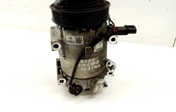 KIA Ceed Air conditioning (A/C) compressor (pump) 97701G4300