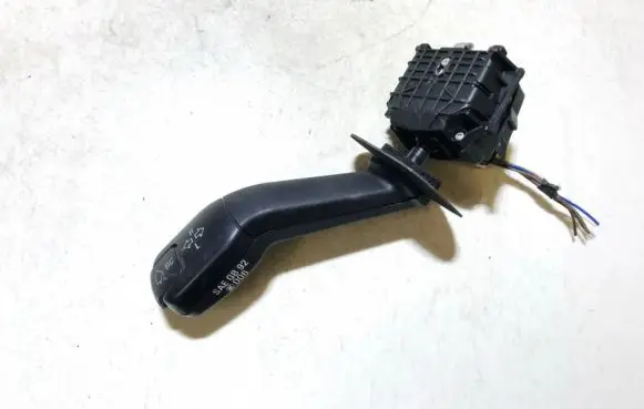 BMW 5 E39 Indicator stalk 8352172 01100410