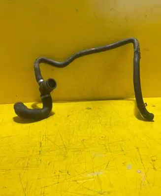 Opel Zafira B Engine coolant pipe/hose 13118272