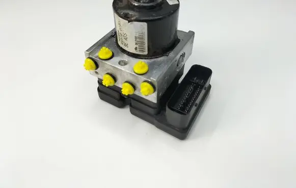 Toyota Yaris ABS Pump 445100D031 062102 06210207464