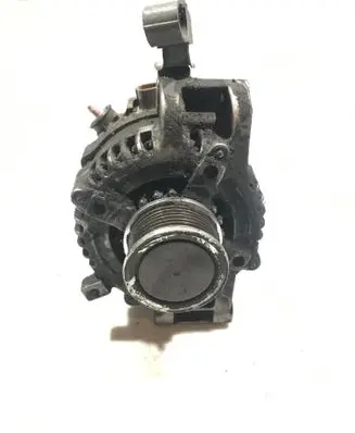 Toyota Avensis T270 Generator/alternator 270600G021 31060 1042104591