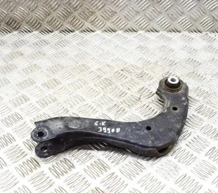Toyota Camry VIII XV70 Rear upper control arm/wishbone 4879033020