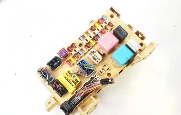 Fuse box set