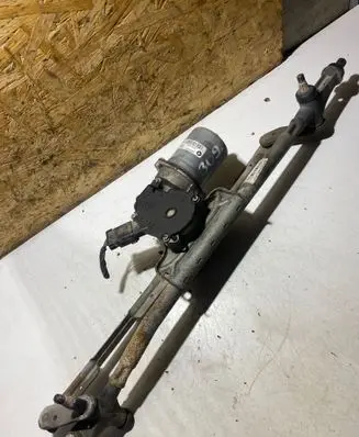 Chrysler Grand Voyager V Front wiper linkage and motor W000002572