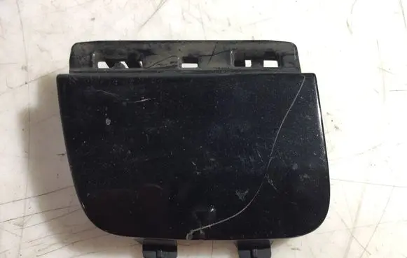 Mercedes-Benz GLA W156 X156 Front tow hook cap/cover A1568850722