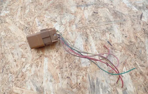Nissan Primera Other relay 2523079964