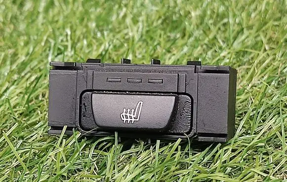BMW 5 F10 F11 Seat heating switch 9163292