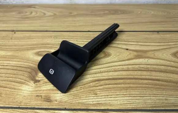 Audi Q7 4L Hand brake release handle 4L2711878